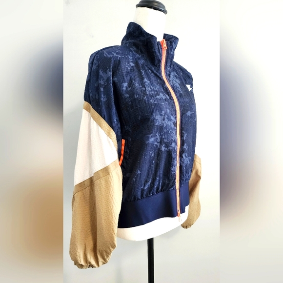 NIKE LOOSE FIT Women Jacket Size M Blue Long Sleeve Zip Pockets Nylon - Picture 4 of 15